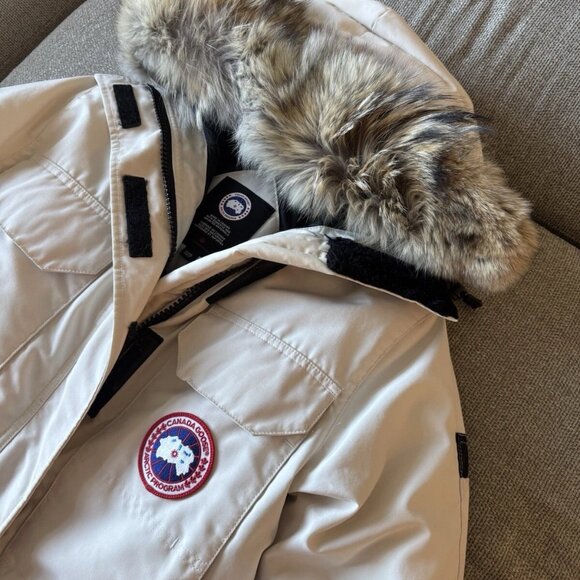 Canada Goose Expedition Parka With Fur White Coat - Picture 2 of 7